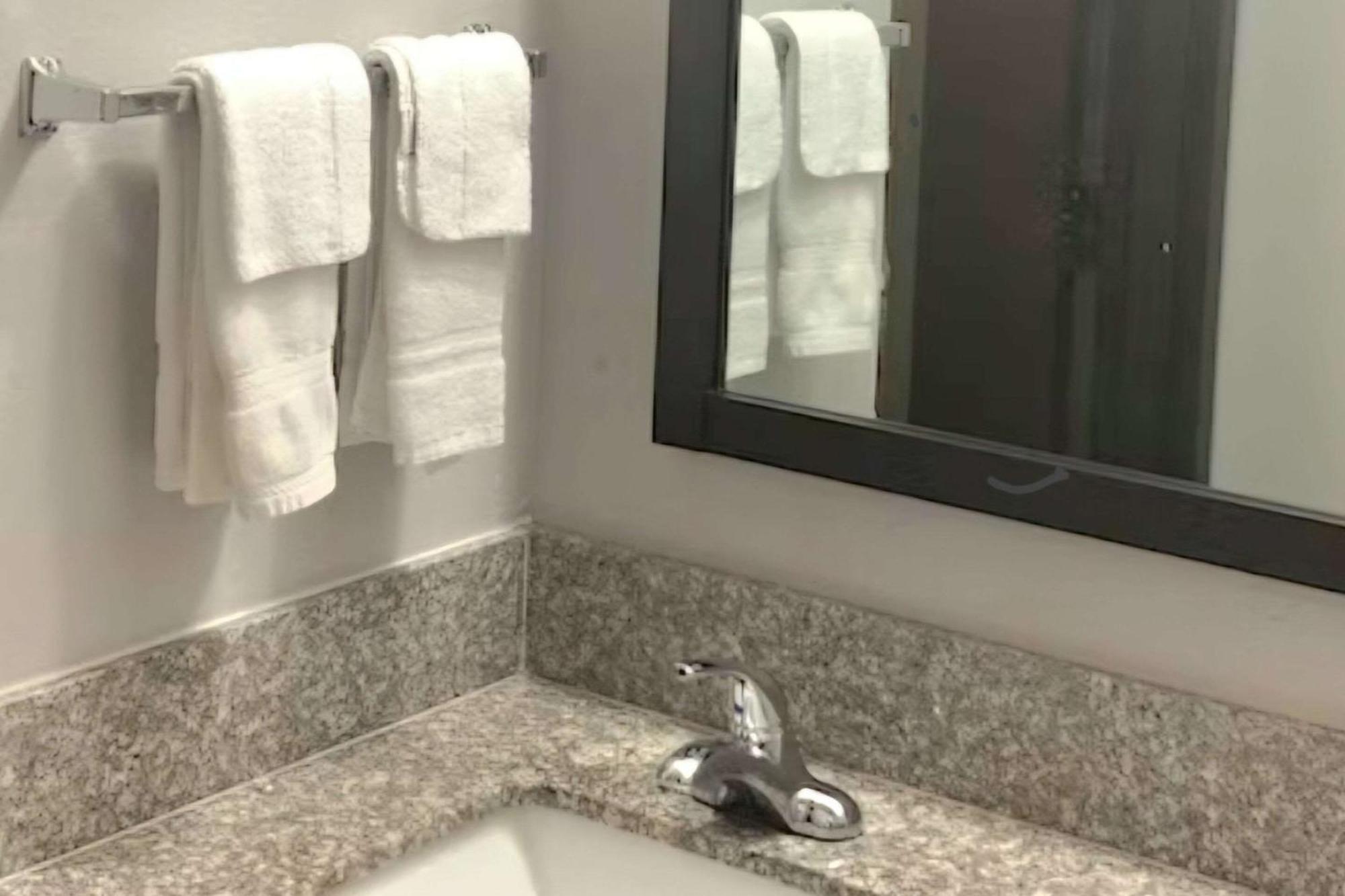 Quality I-81 Inn