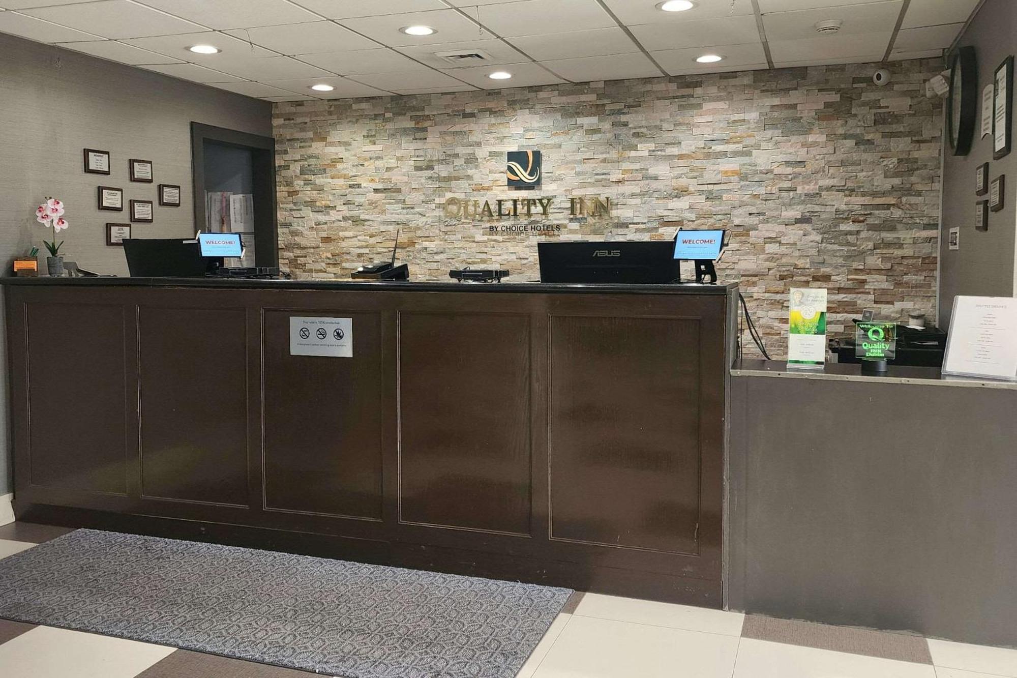 Quality I-81 Inn 4*