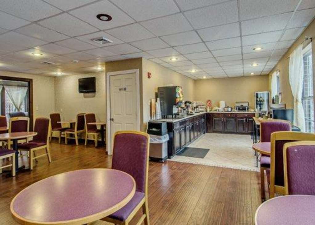 Quality I-81 Inn 4*
